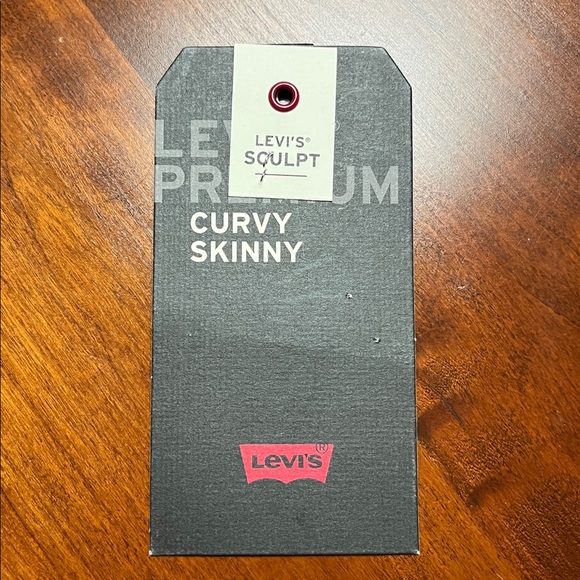 Levi’s Dark Blue Levi’s Curvy Skinny Jeans size 30x30 - Picture 13 of 14